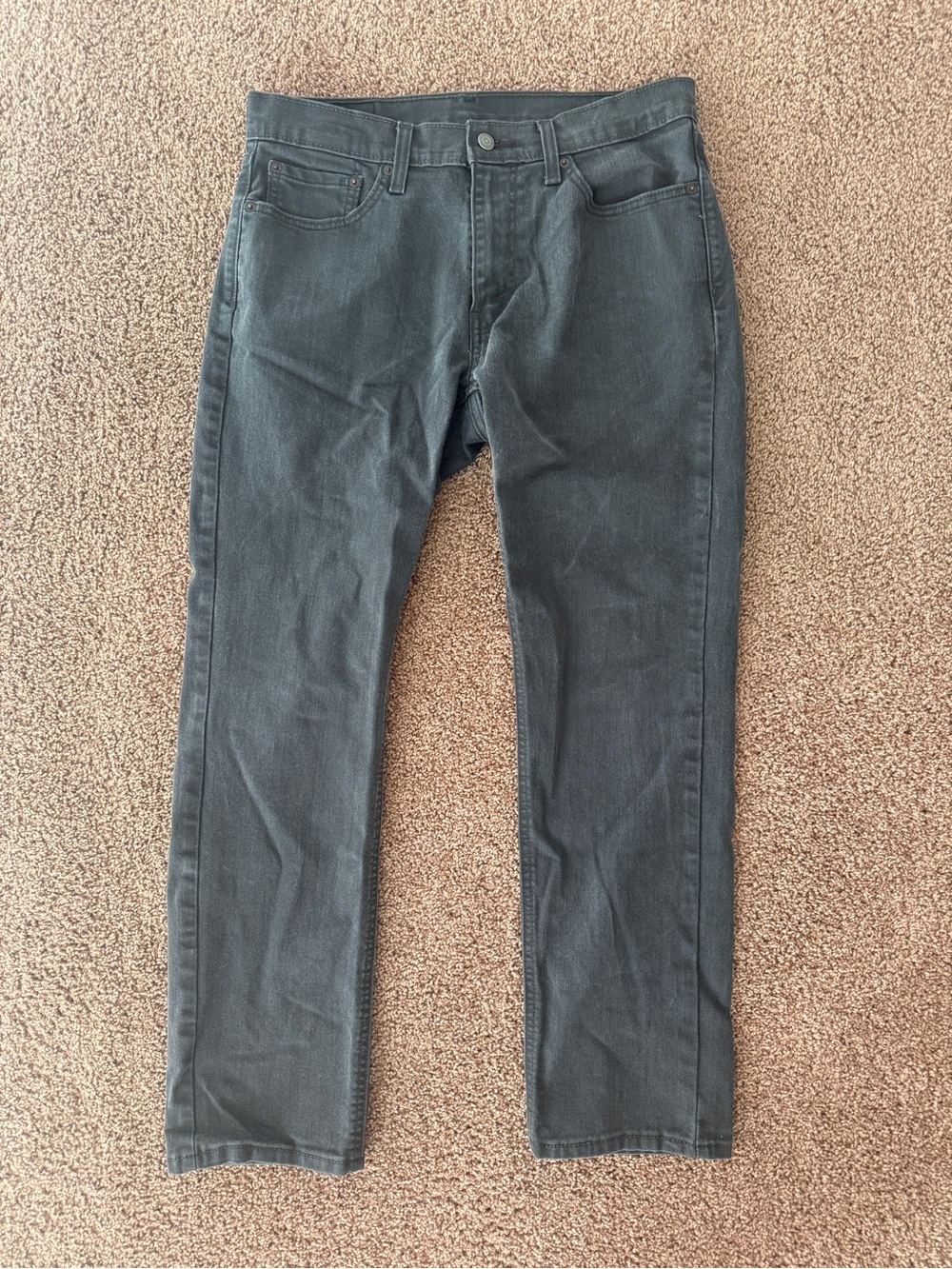 Men's 541 Slim Straight Jeans in Dark Charcoal Gray